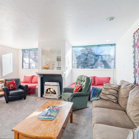 Telluride Lodge 311 By Avantstay Close To Slopes Town Екстериор снимка